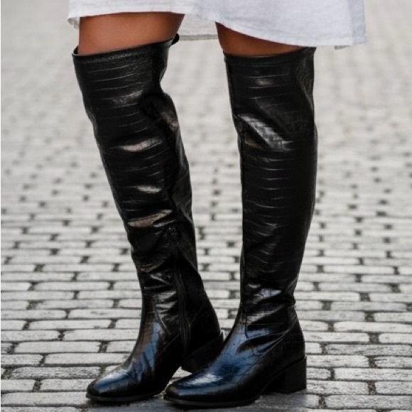 Journee Collection Shoes - NEW Black Croc-Embossed Over the Knee Boots Size 7.5M